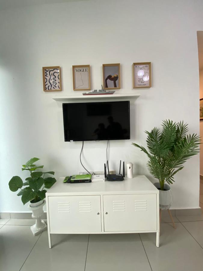 Bangi Almyra Suite Extérieur photo