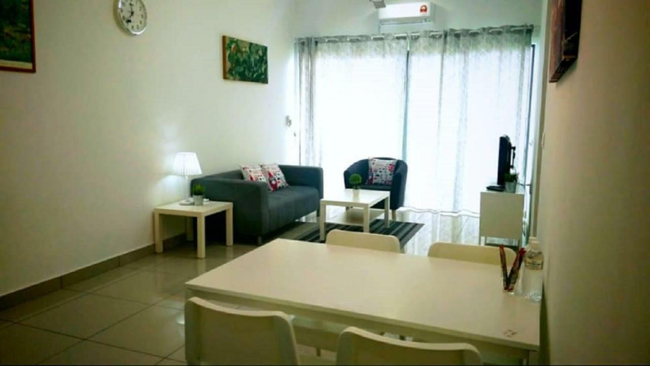 Bangi Almyra Suite Extérieur photo